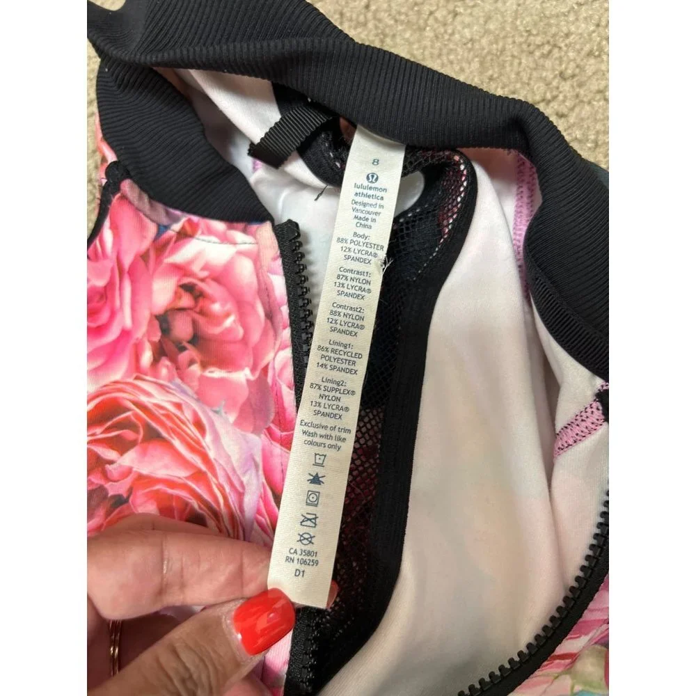 Lululemon Hold Your Om Hoodie Jacket Secret Garden Black Floral Zip Size 8 - Picture 7 of 10
